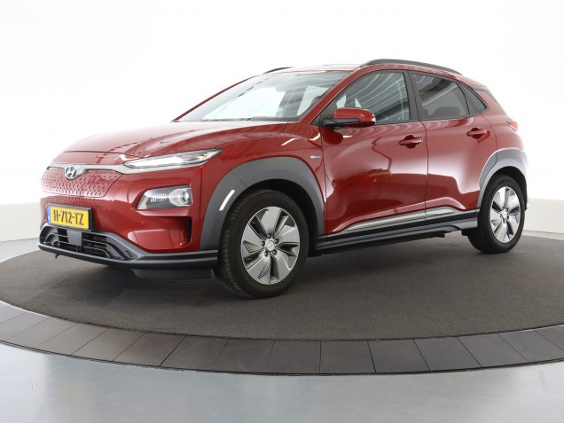 Blankert Autoverhuur Zwolle: CE-klasse
DAG 70,- / WEEKEND € 130,- / WEEK €420,- incl. BTW