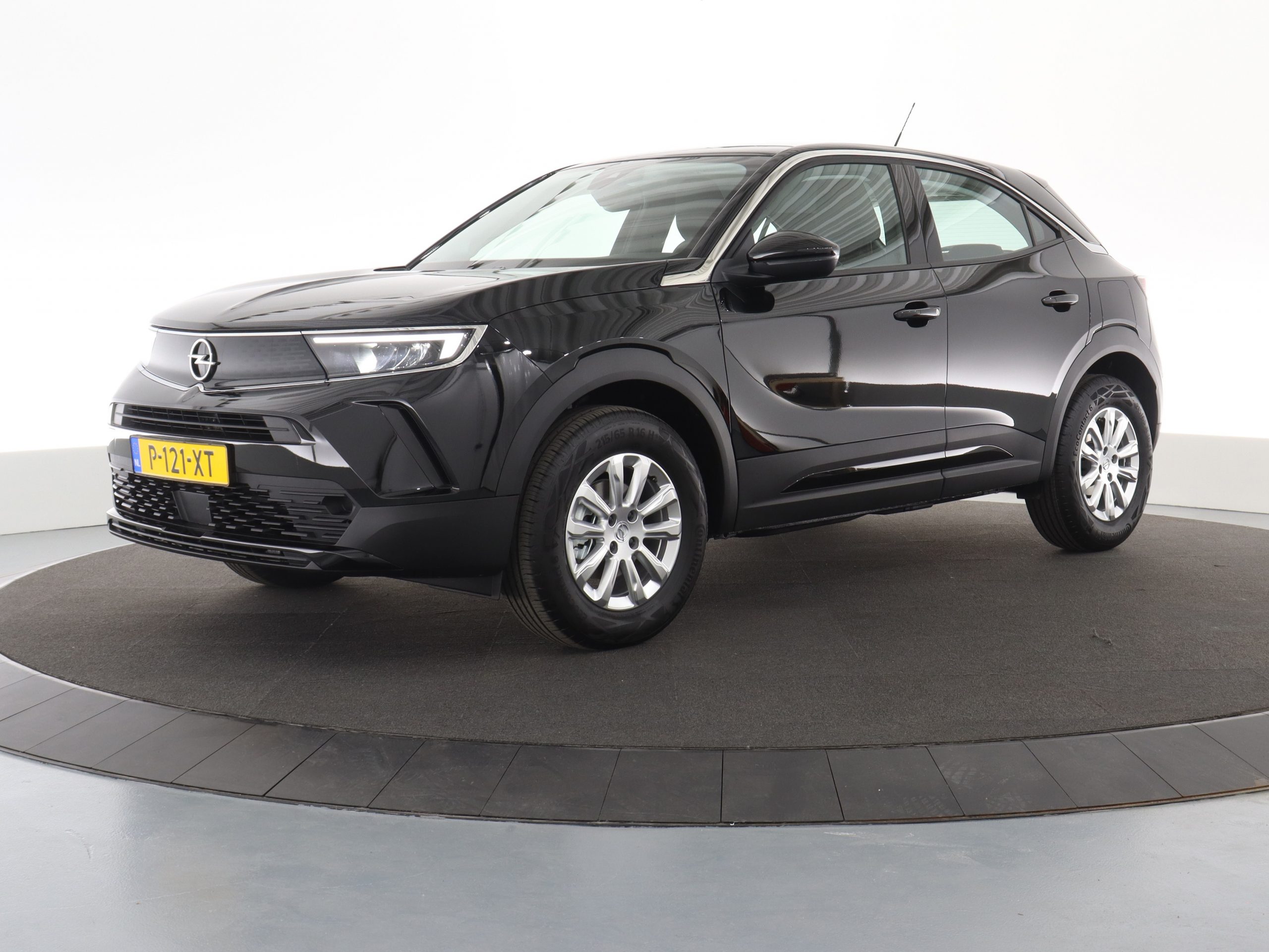 Blankert Autoverhuur Zwolle: B-SUV klasse
DAG €55,- / WEEKEND €100,- / WEEK €325,- incl. BTW.